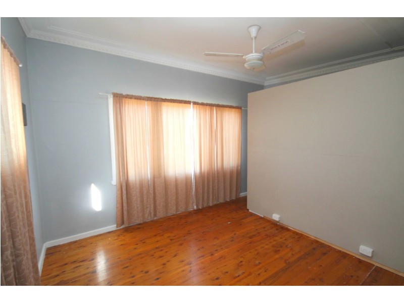 6 Bertha Street, Inverell NSW 2360