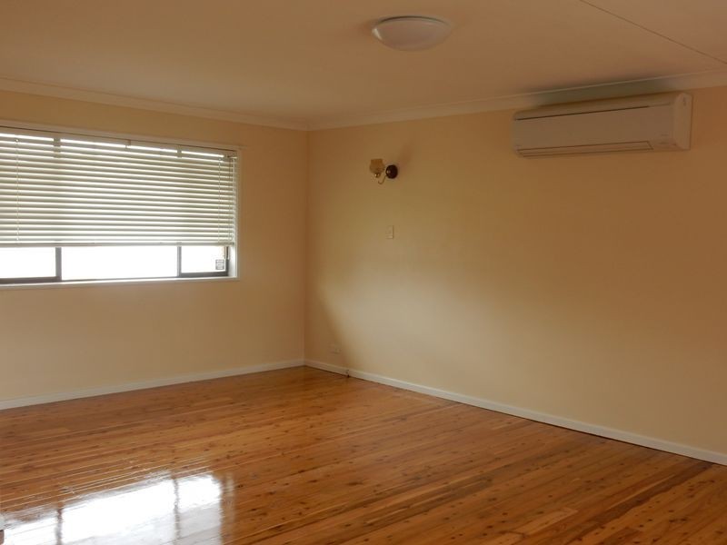 11 Sapphire Street, Inverell NSW 2360