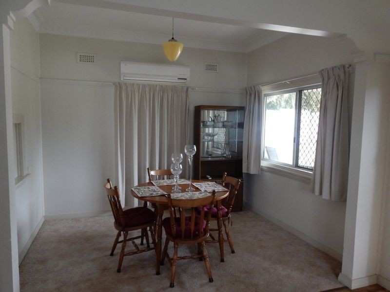 9 Mitchell Crescent, Inverell NSW 2360