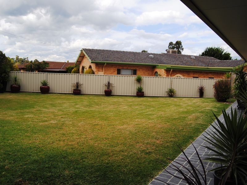 6 Coggan Place, Inverell NSW 2360