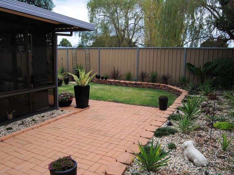 6 Coggan Place, Inverell NSW 2360