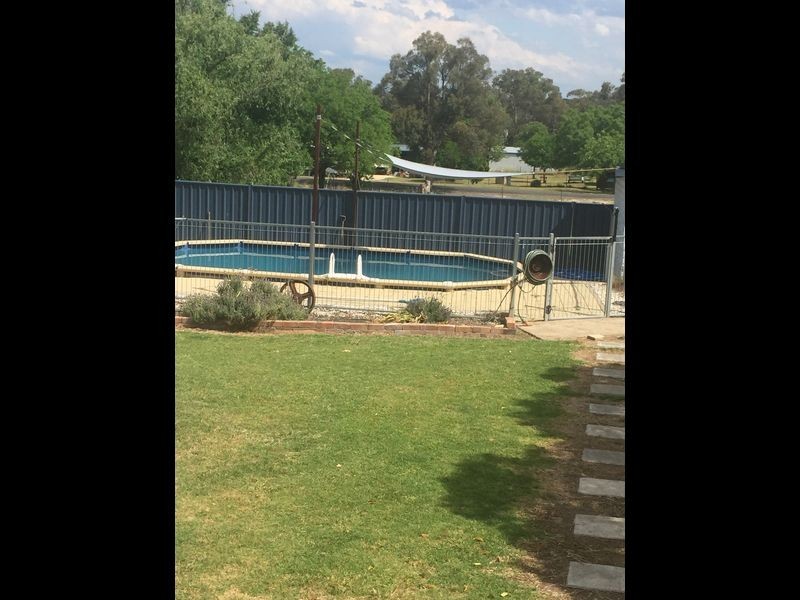 4 Burnett Street, Bundarra NSW 2359