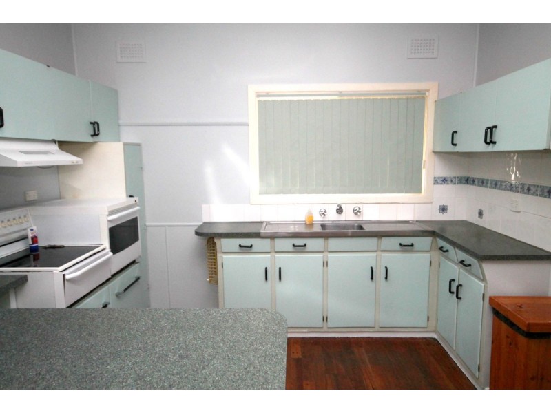 36 Short Street, Inverell NSW 2360