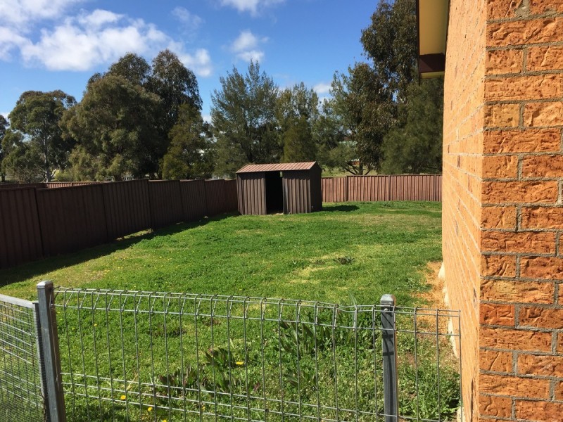 18 Angel Avenue, Inverell NSW 2360