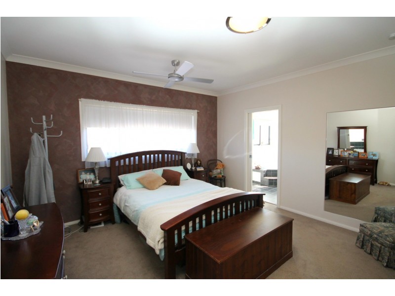 13 Corella Court, Inverell NSW 2360