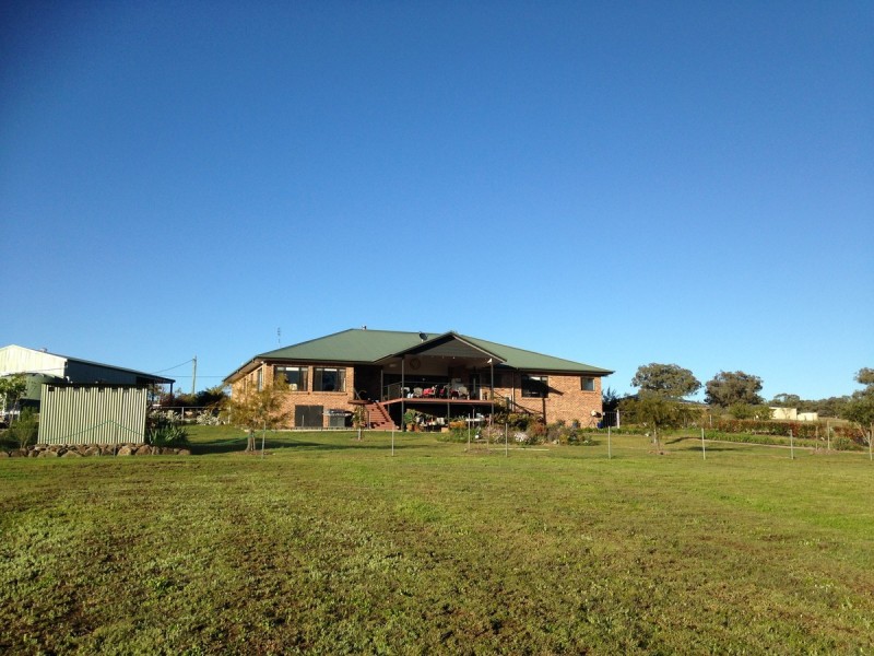 13 Corella Court, Inverell NSW 2360