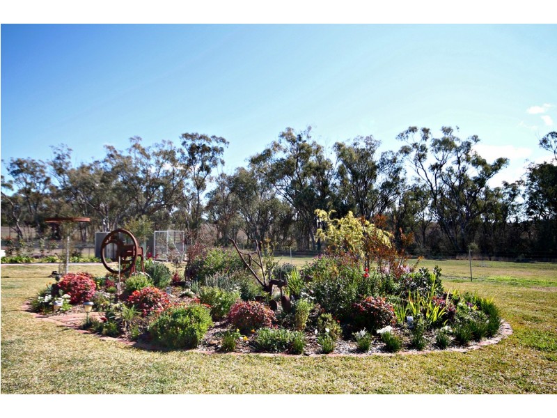 13 Corella Court, Inverell NSW 2360