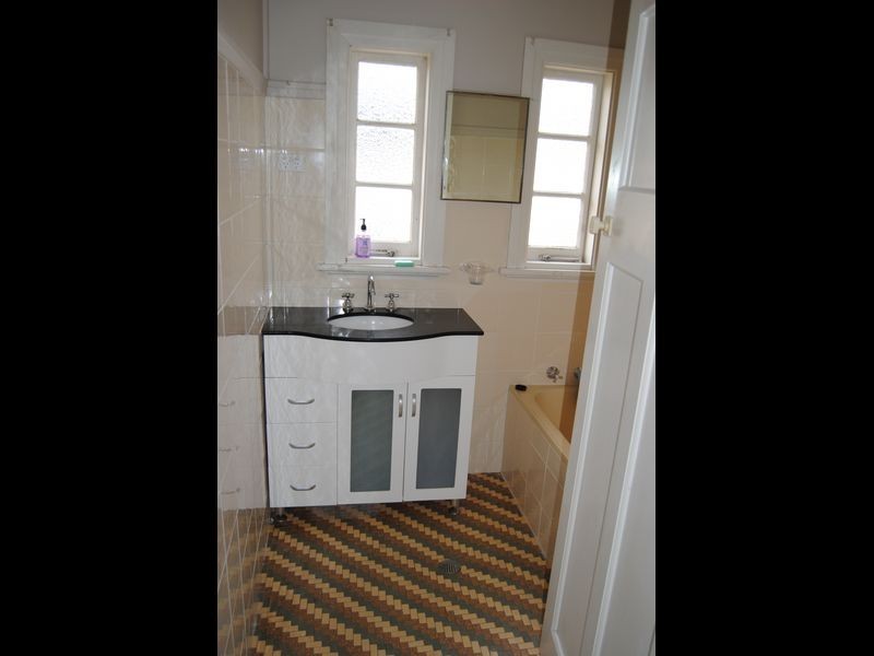 75 Warialda Road, Inverell NSW 2360