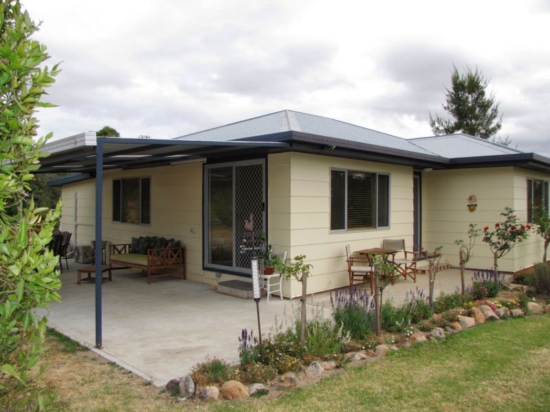 120 Pine Ridge RD, Inverell NSW 2360
