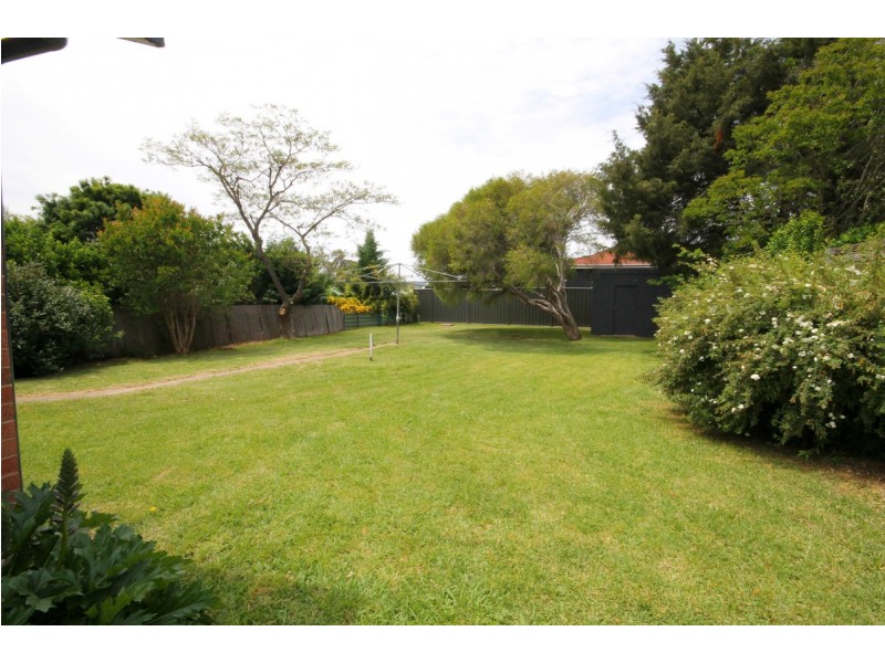 61 Brae Street, Inverell NSW 2360