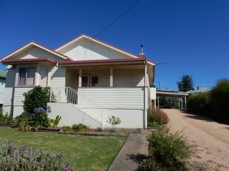 1 Froude Street, Inverell NSW 2360
