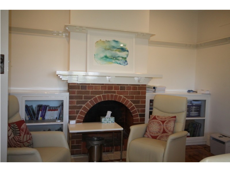 94 Brae Street, Inverell NSW 2360