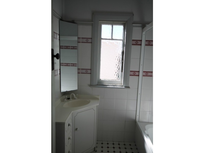 94 Brae Street, Inverell NSW 2360