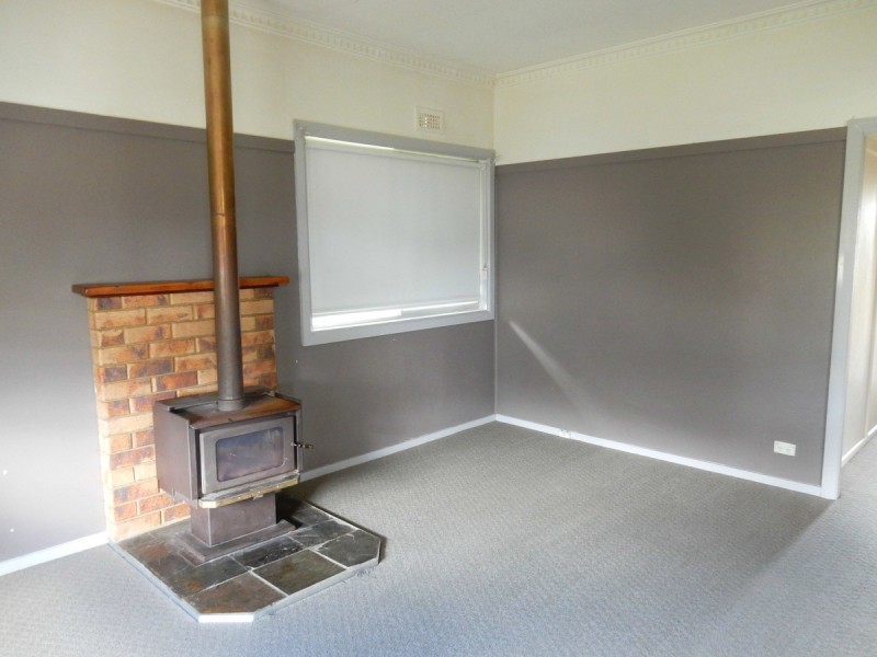 7 Butler Street, Inverell NSW 2360