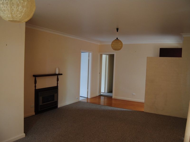 61 Brae Street, Inverell NSW 2360