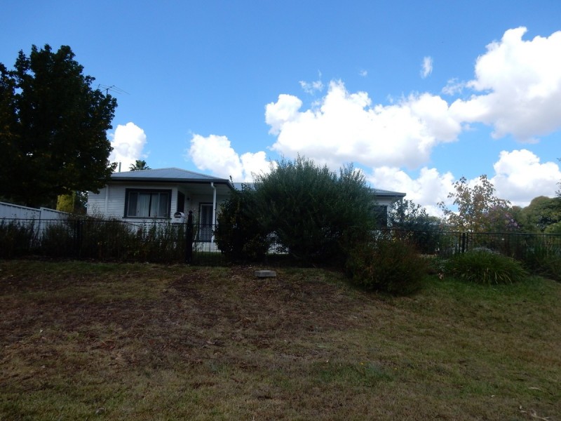 36 Butler Street, Inverell NSW 2360