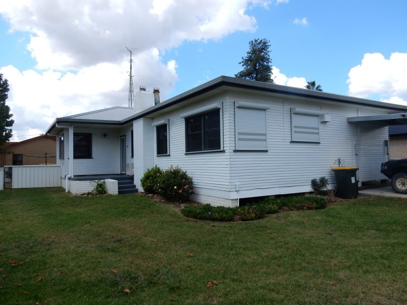 36 Butler Street, Inverell NSW 2360