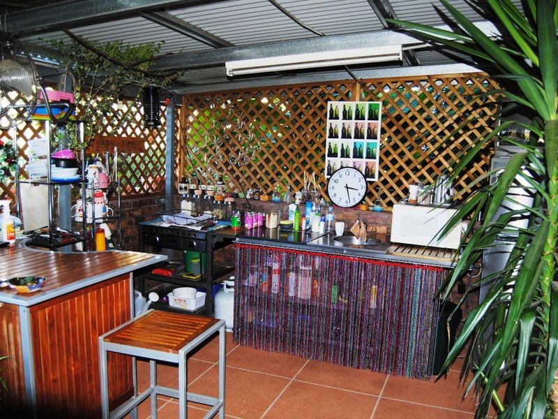 1 Swan Street, Inverell NSW 2360