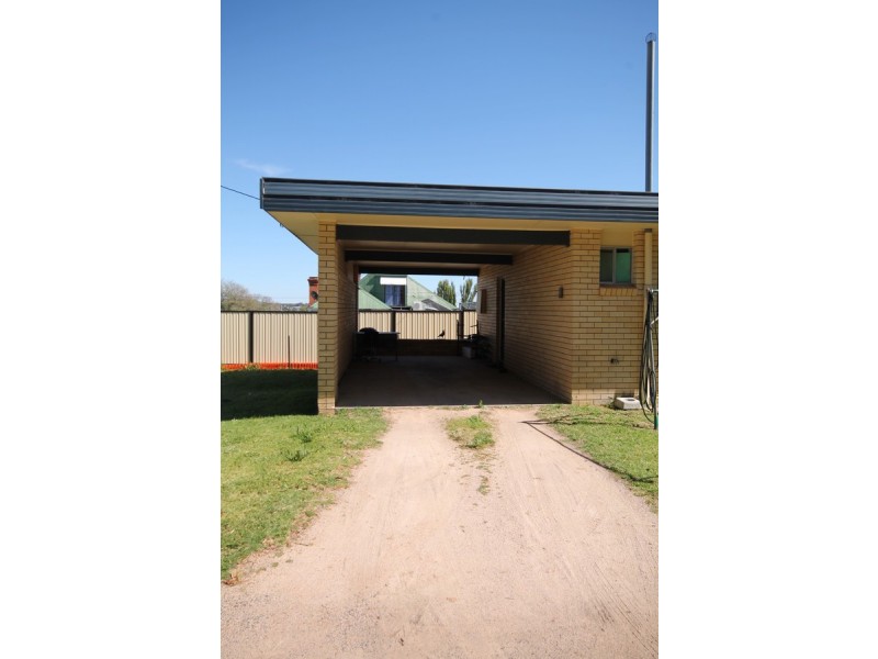 1/76A Wood Street, Inverell NSW 2360