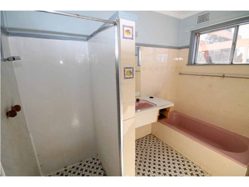 48 Prince Street, Inverell NSW 2360