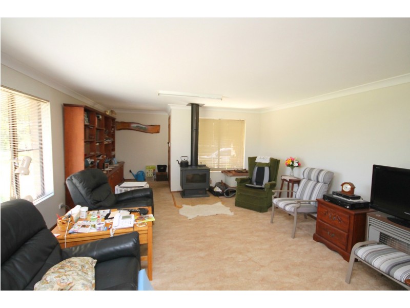 40 Park Street, Gilgai NSW 2360