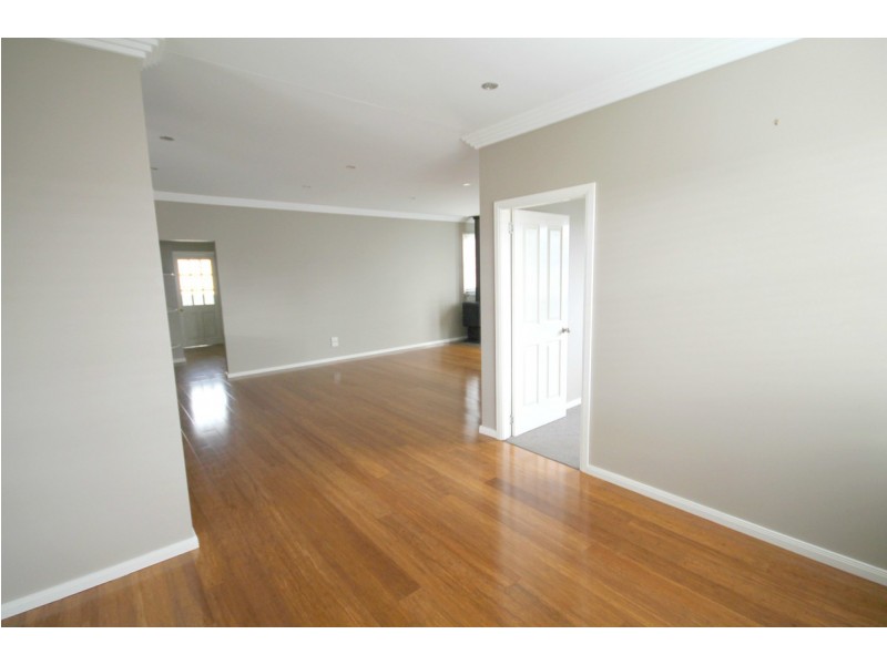 3 Mulligan Street, Inverell NSW 2360