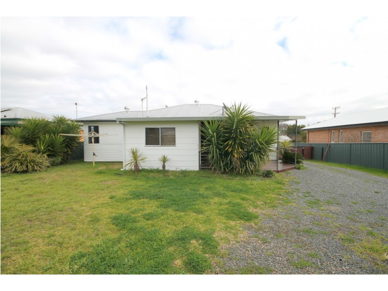3 Mulligan Street, Inverell NSW 2360