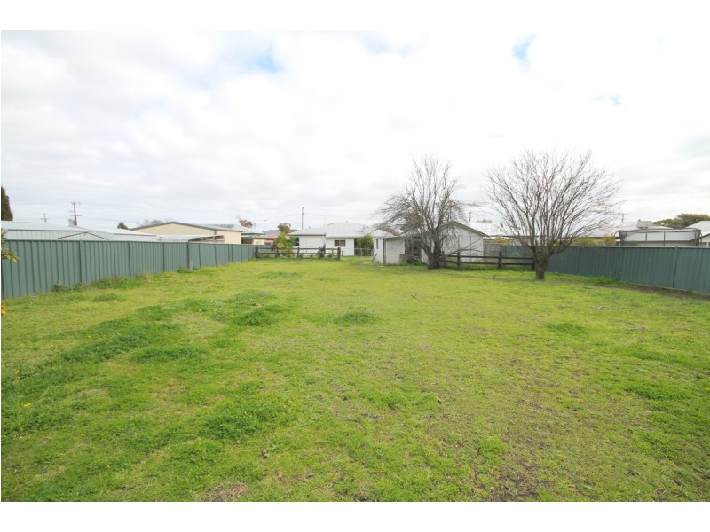 3 Mulligan Street, Inverell NSW 2360