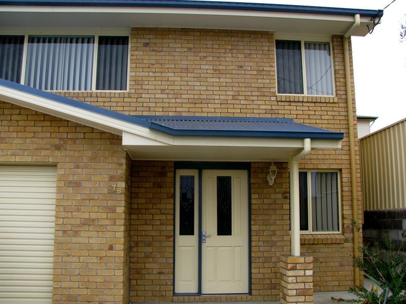 37B Queens Terrace, Inverell NSW 2360