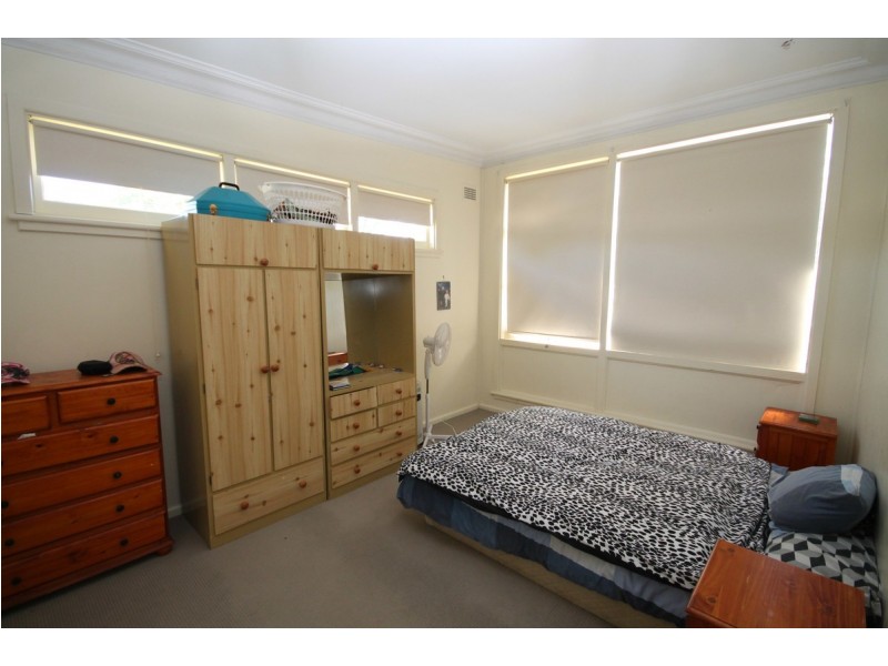 17 Shirley Street, Inverell NSW 2360