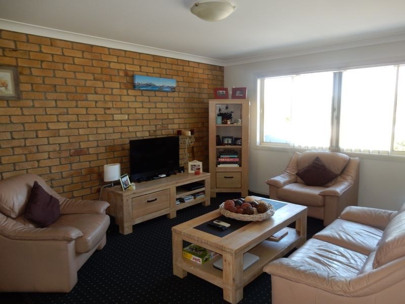 37A Queens Terrace, Inverell NSW 2360