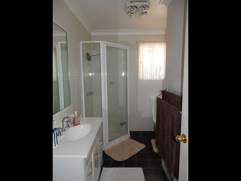 37A Queens Terrace, Inverell NSW 2360