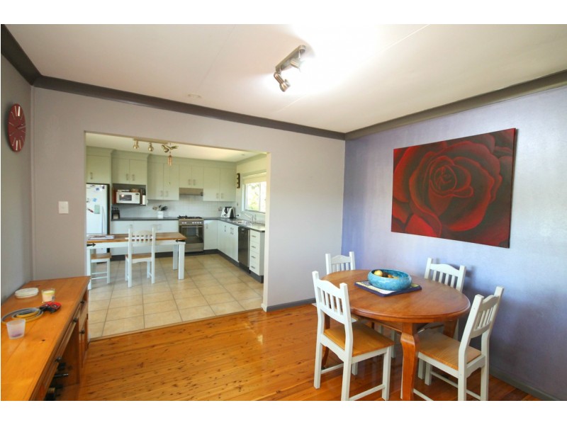 90 Prince Terrace, Inverell NSW 2360