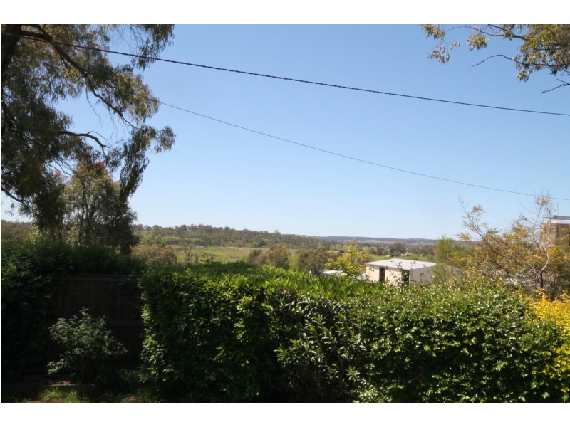 90 Prince Terrace, Inverell NSW 2360