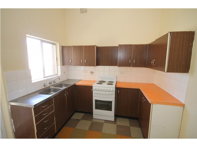 52 Otho Street (Upstairs), Inverell NSW 2360