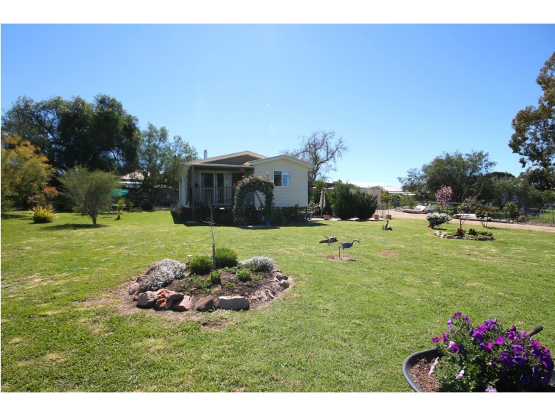 43 Railway Street, Delungra NSW 2403