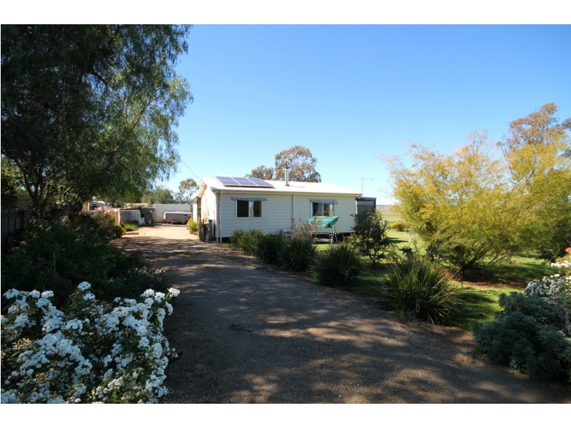 43 Railway Street, Delungra NSW 2403