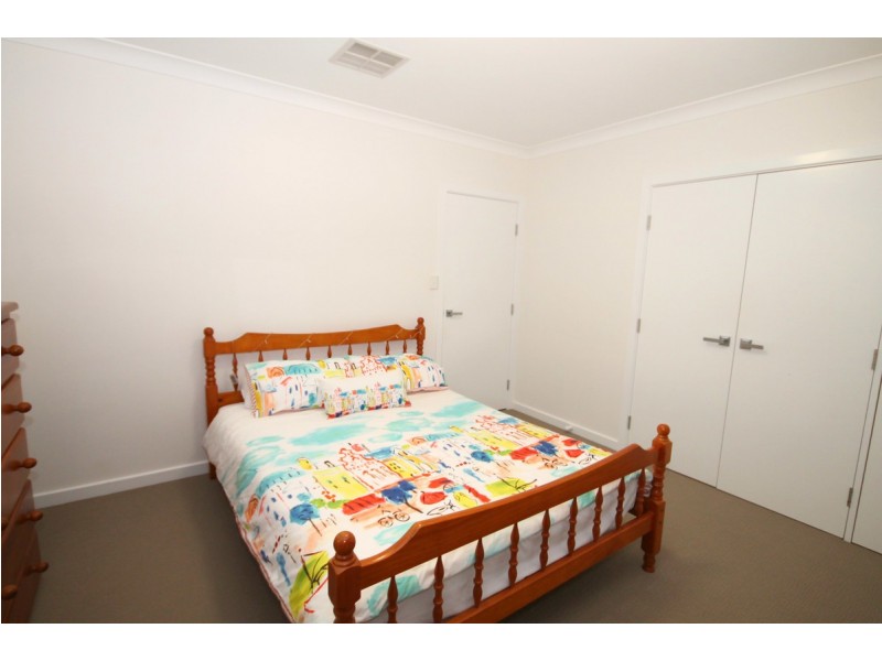 1 Box Tree Place, Inverell NSW 2360