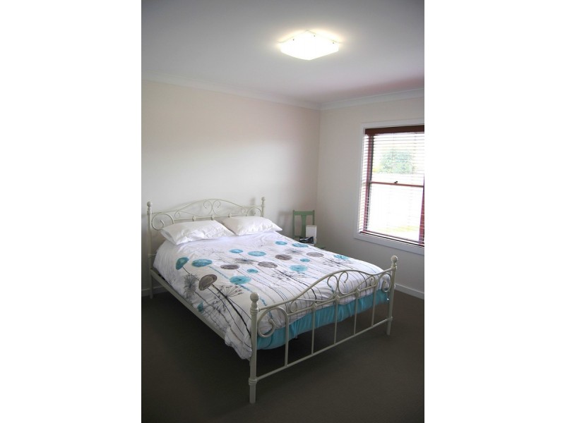 1 Box Tree Place, Inverell NSW 2360