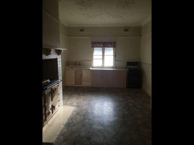 84 Henderson Street, Inverell NSW 2360