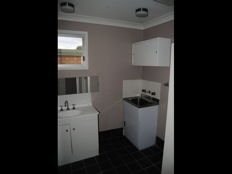 16A Brown Street, Inverell NSW 2360
