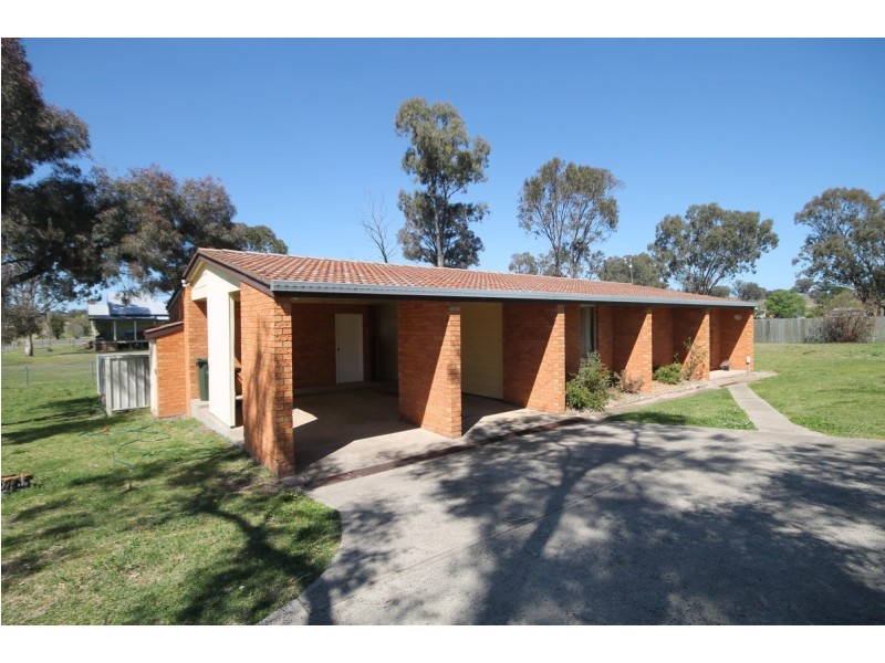 1/65 Bendemeer Street, Bundarra NSW 2359