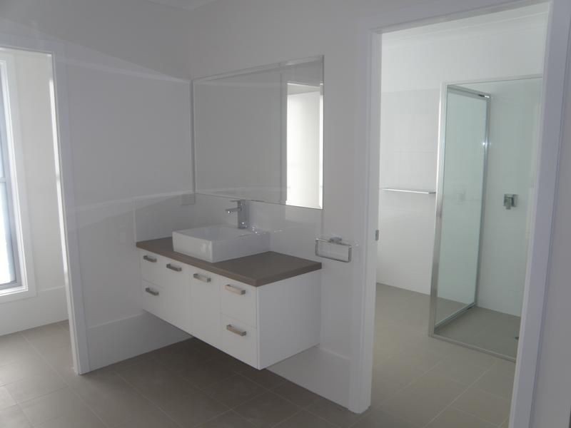 1 Box Tree Place, Inverell NSW 2360
