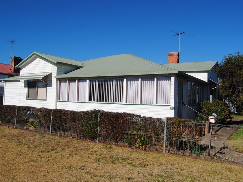 61 Henderson Street, Inverell NSW 2360