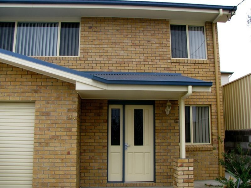 37B Queens Terrace, Inverell NSW 2360