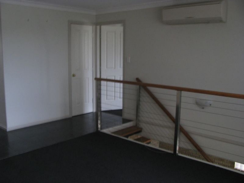 37B Queens Terrace, Inverell NSW 2360