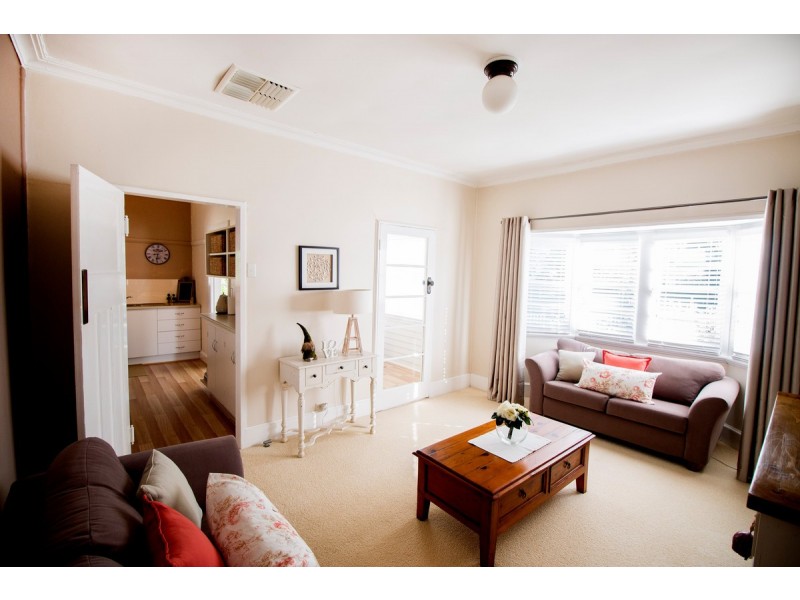 52 Brae Street, Inverell NSW 2360