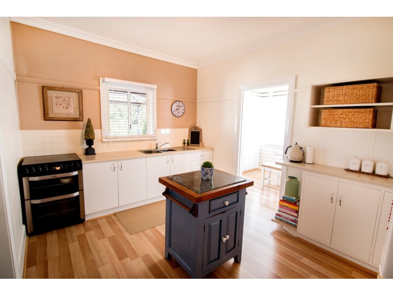 52 Brae Street, Inverell NSW 2360