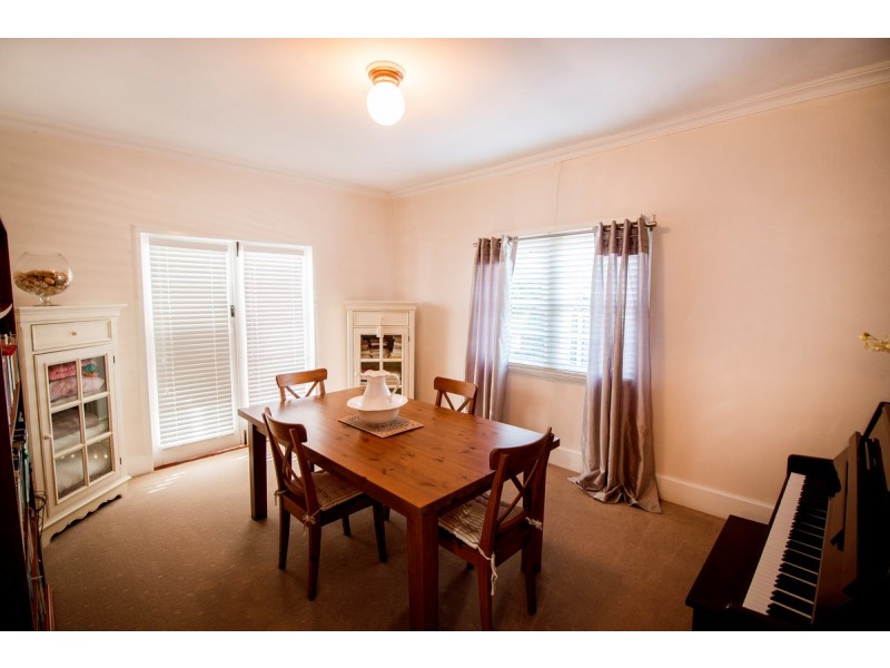 52 Brae Street, Inverell NSW 2360