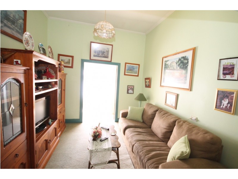 87 Brae Street, Inverell NSW 2360